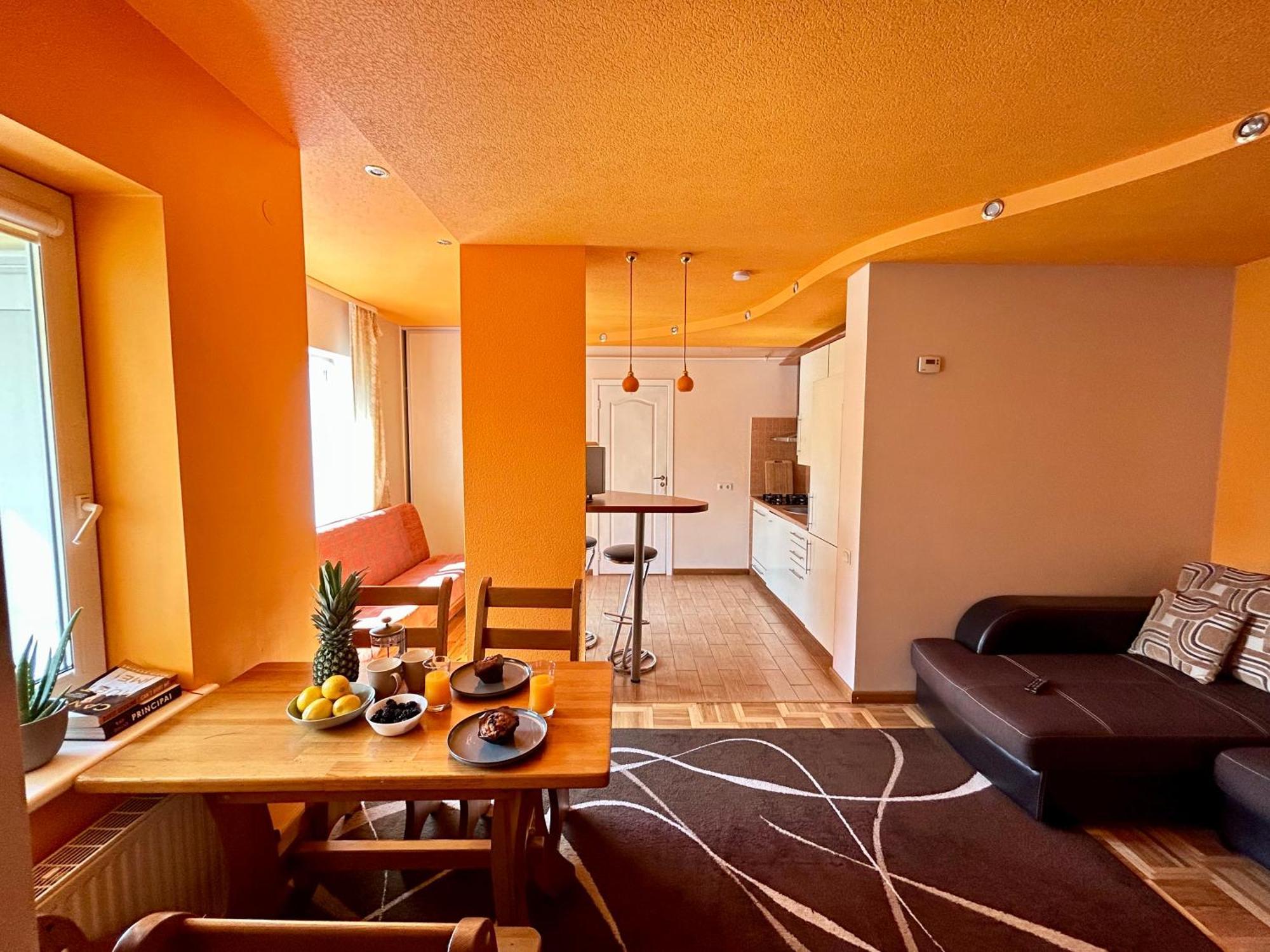 Zeliuga Apartments Паланга Экстерьер фото