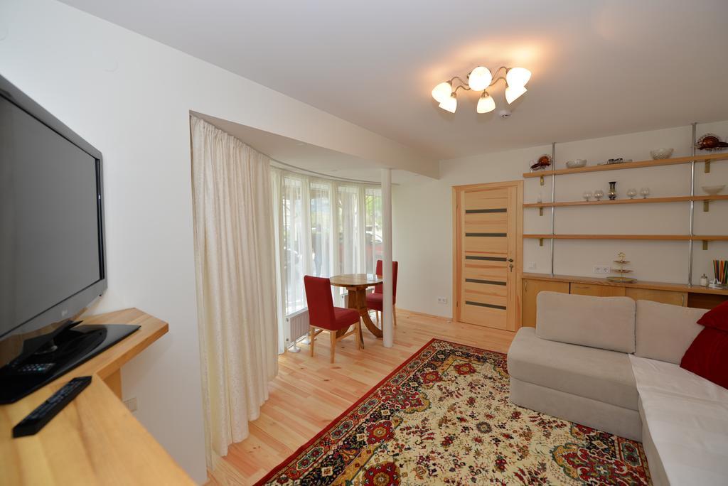 Zeliuga Apartments Паланга Номер фото