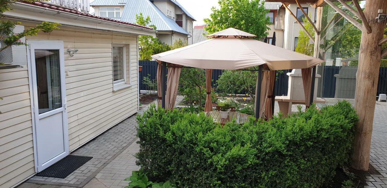 Zeliuga Apartments Паланга Экстерьер фото