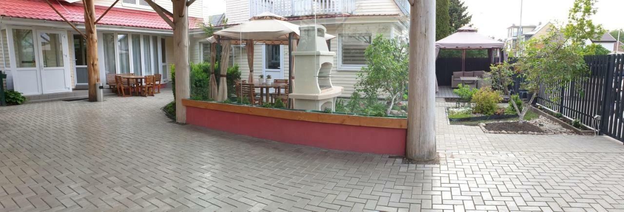 Zeliuga Apartments Паланга Экстерьер фото